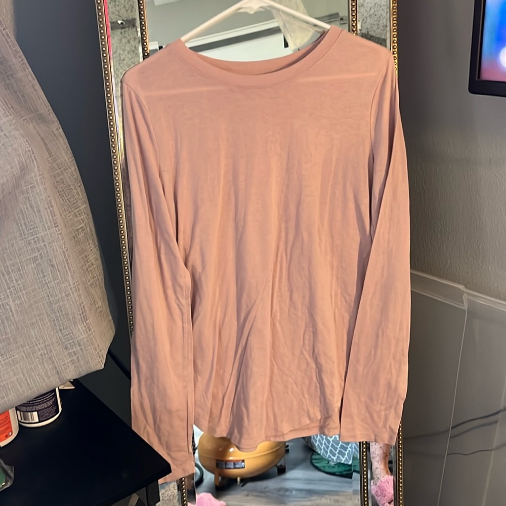 SO Favoriteite Crew Long Sleeved T shirt size medium